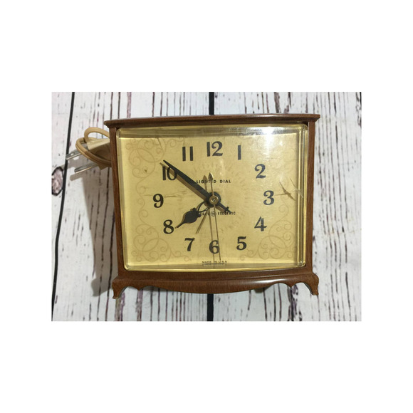 GE Portable Audio & Video Vintage General Electric Nightstand Clock